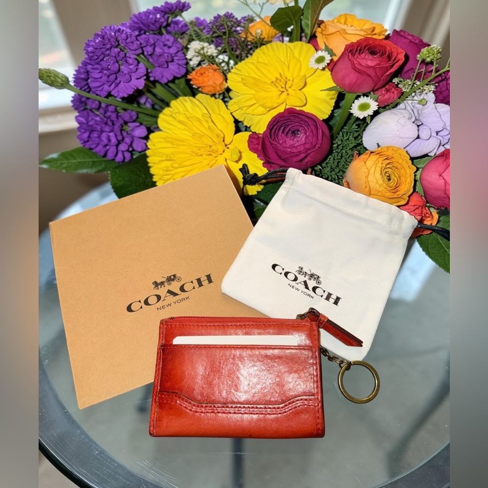 Coach Tatersall NEW IN BOX Leatherware Rust Red Leather Zip Card Case - Picture 2 of 7
